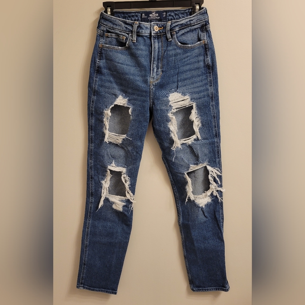 Hollister, Ultra High-Rise Distressed, Mom Jeans